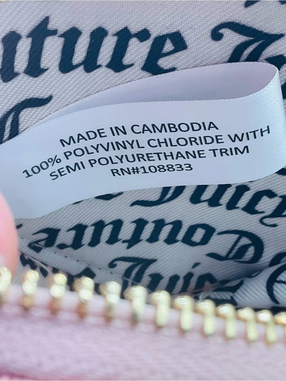 NWT Juicy Couture Pink Heart Wristlet Coin Purse Crown Zip Pull - Macaroon Dots